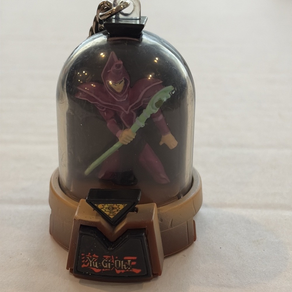 RARE‎ HTF 1996 YU-GI-OH Series 1-Dark Magician -Keychain -Works